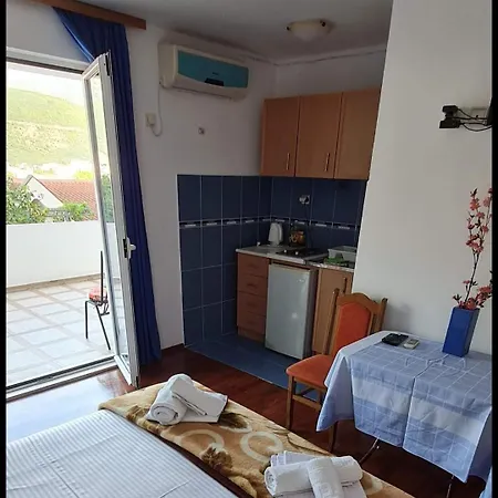 Nina 5 Apartmán